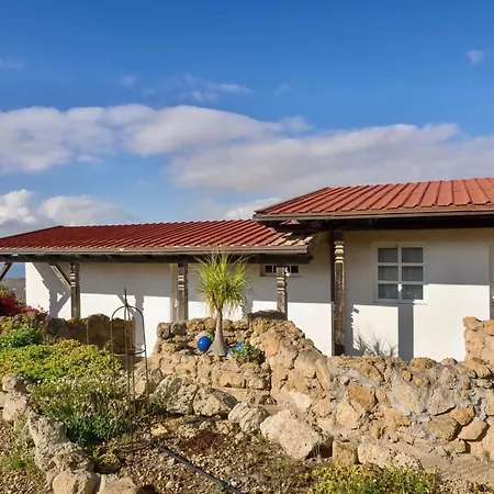 Casa Natural Individualurlaub Abseits Des Massentourismus, Chillen, Wandern, Surfen, Klettern, Casa de Férias La Sabinita